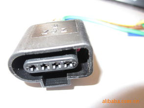 瑞安市冰偉汽車配件廠 優(yōu)質(zhì)潤滑油，為您的愛車保駕護(hù)航