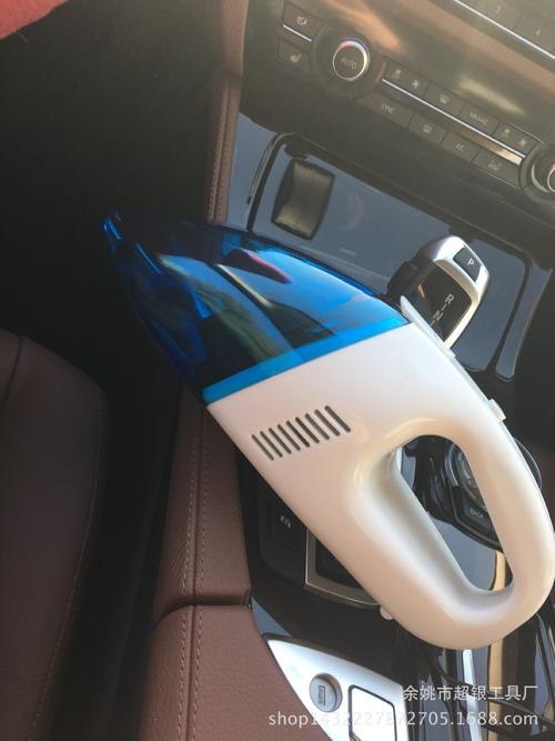 12v車(chē)載吸塵器 點(diǎn)煙式車(chē)用吸塵器廠家 便攜式迷你汽車(chē)吸塵器批發(fā)